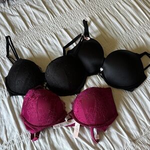 Victoria's Secret Very Sexy Push up bras - set of 3